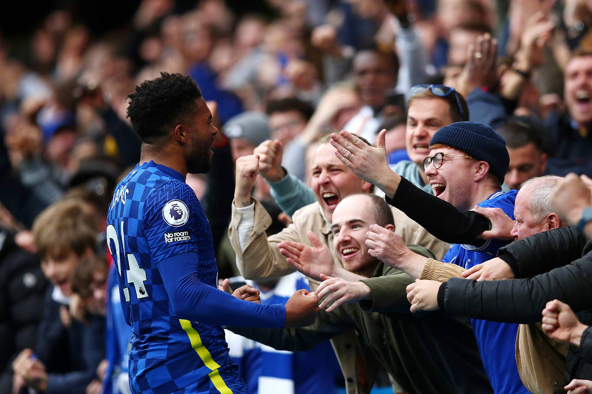 哈登在比赛中超越安东尼，进入NBA历史得分榜前十，成为首位2009届进入前十的球员，距30000分仍需1710分。